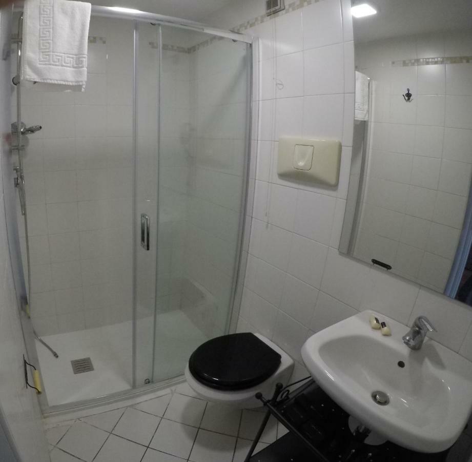 Ace Rooms Vsg Villa San Giovanni Kültér fotó